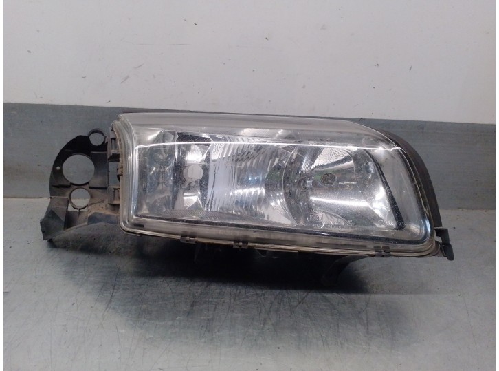 Replacement right headlight for Volvo S80 I (184) 2.4 OEM IAM reference 8620471 30744490 89004439