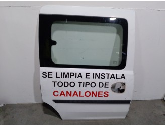 Recambio de puerta lateral corredera derecha para opel combo tour 1.3 cdti 16v referencia OEM IAM 5124930 