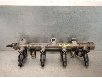 Recambio de rampa inyectora para hyundai matrix (fc) 1.6 referencia OEM IAM 3530426700 3530426700 