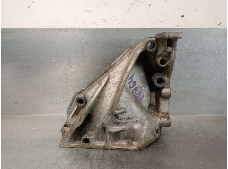 Replacement right engine mount for Volkswagen Polo (6R1) 1.4 FSI OEM IAM reference 04B199207 04B199207 
