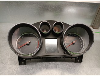Recambio de cuadro instrumentos para opel insignia a (g09) 2.0 cdti (68) referencia OEM IAM 13333344 13333344 
