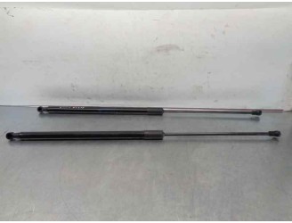 Recambio de amortiguadores capo para dacia duster ii 1.6 sce cat referencia OEM IAM 654702645R  