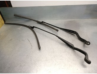 Recambio de brazo limpia delantero derecho para ford s-max (wa6) 2.0 tdci referencia OEM IAM 1715287 1715287 