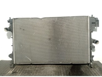 Recambio de radiador agua para saab 9-3 (ys3f, e79, d79, d75) 1.9 tid referencia OEM IAM 13196477  879738EB VALEO