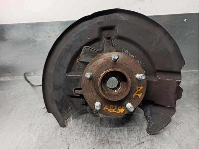 Recambio de mangueta delantera izquierda para ford kuga (cbv) 2.0 tdci cat referencia OEM IAM 8V413K171AC  