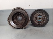 Recambio de kit embrague para volkswagen polo (9n1) 1.4 16v referencia OEM IAM 120025410 320033910 LUK