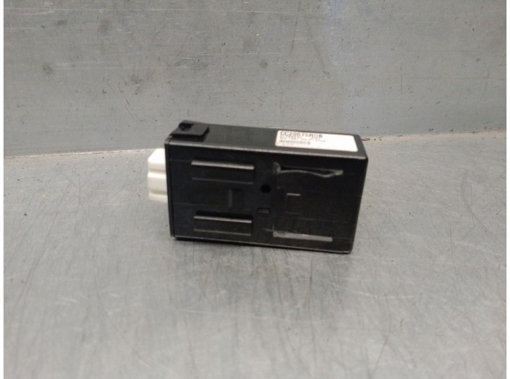Replacement electronic module for Mazda 5 Sedan (CR) 2.0 diesel cat OEM IAM reference CC29675R0B X1T52373 MITSUBISHI