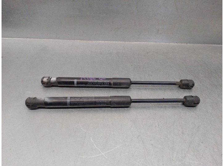 Replacement hood struts for Volvo V60 Kombi 2.0 diesel CAT OEM IAM reference 31278769 