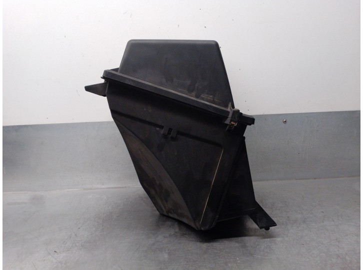 Recambio de carcasa filtro de aire para audi a8 (d2) 4.2 v8 32v referencia OEM IAM 077133837 