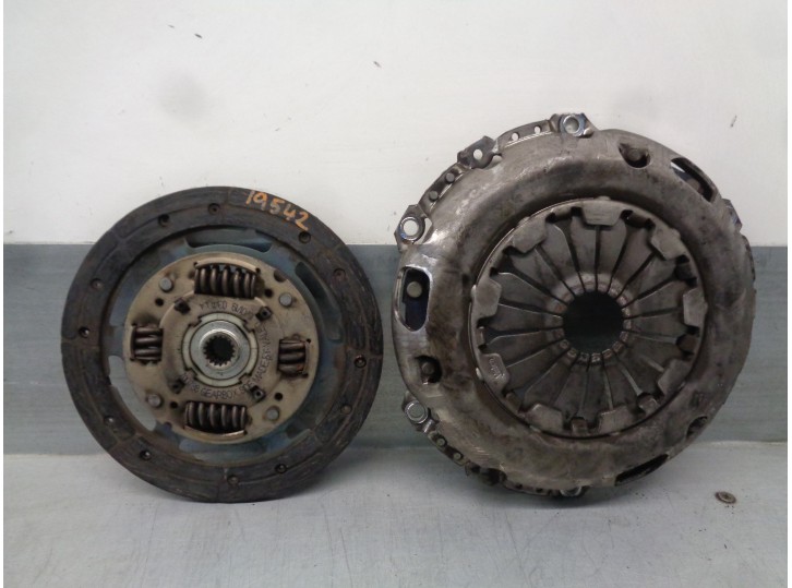 Recambio de kit embrague para ford fiesta v (jh_, jd_) 1.6 16v referencia OEM IAM 700788 701760 VALEO