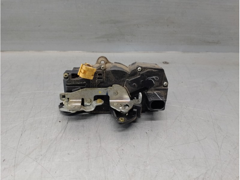 Recambio de cerradura puerta delantera derecha para cadillac srx 3.6 referencia OEM IAM R15817044 5 PINES 5 PUERTAS
