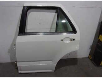 Recambio de puerta trasera izquierda para cadillac srx 3.6 referencia OEM IAM 4965669 BLANCA 5 PUERTAS