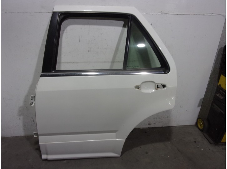 Rear left door replacement part for Cadillac SRX 3.6 OEM IAM reference 4965669 WHITE 5 DOORS