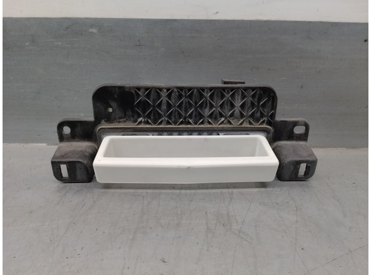 Recambio de maneta exterior porton para cadillac srx 3.6 referencia OEM IAM 25764682 5 PUERTAS