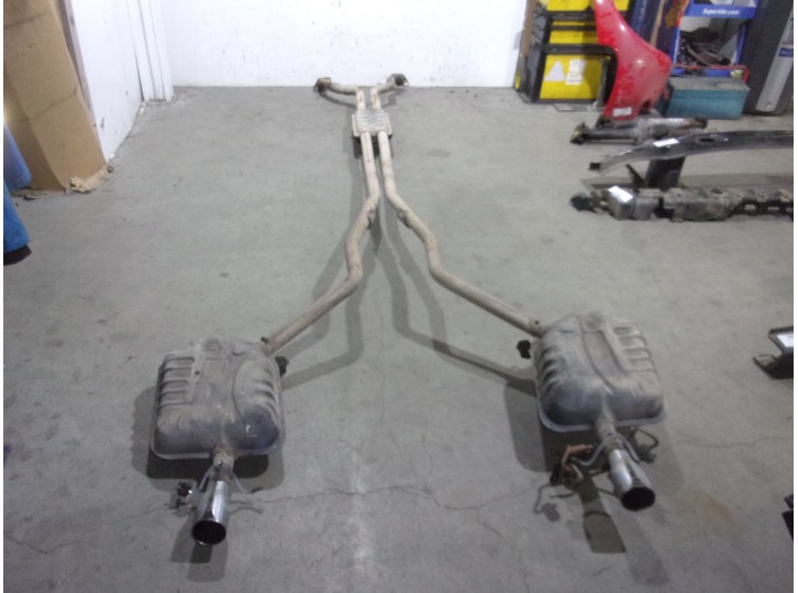 Recambio de tubo escape trasero para cadillac srx 3.6 referencia OEM IAM 15290901 GM 01142 GM 02010