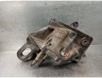 Replacement engine mount for Ford Fiesta V (JH_, JD_) 1.6 16V OEM IAM reference 98MM6F001A1A 