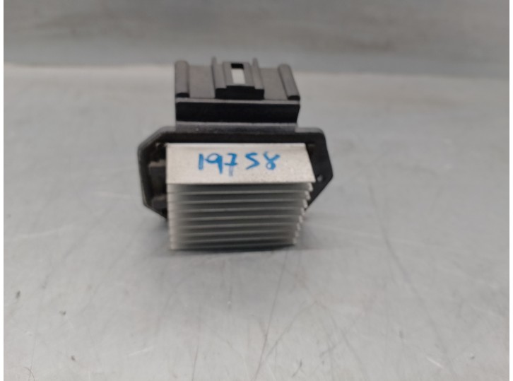 Recambio de resistencia calefaccion para cadillac srx 3.6 referencia OEM IAM 4993002141 