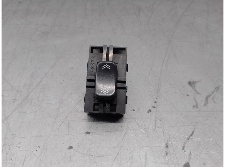 Recambio de mando elevalunas delantero derecho para cadillac srx 3.6 referencia OEM IAM 25750263 