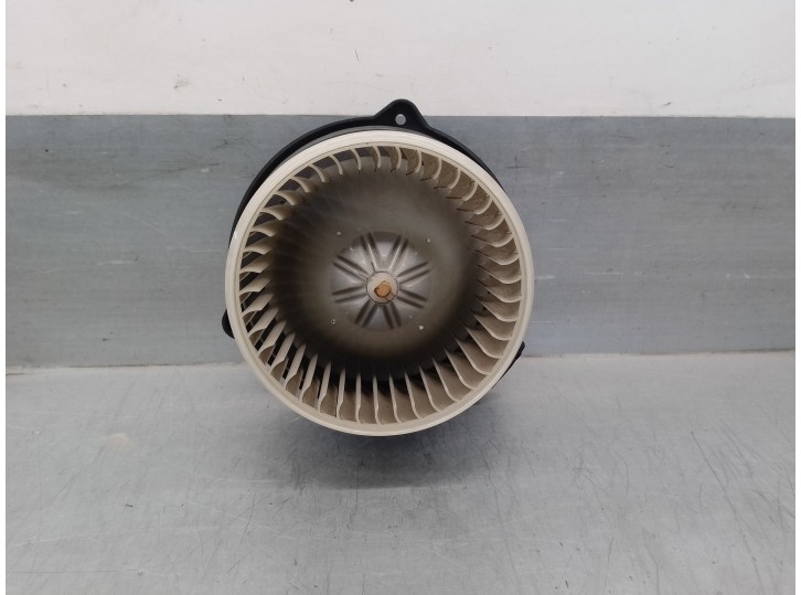 Recambio de motor calefaccion para cadillac srx 3.6 referencia OEM IAM 25740408 TRASERO 