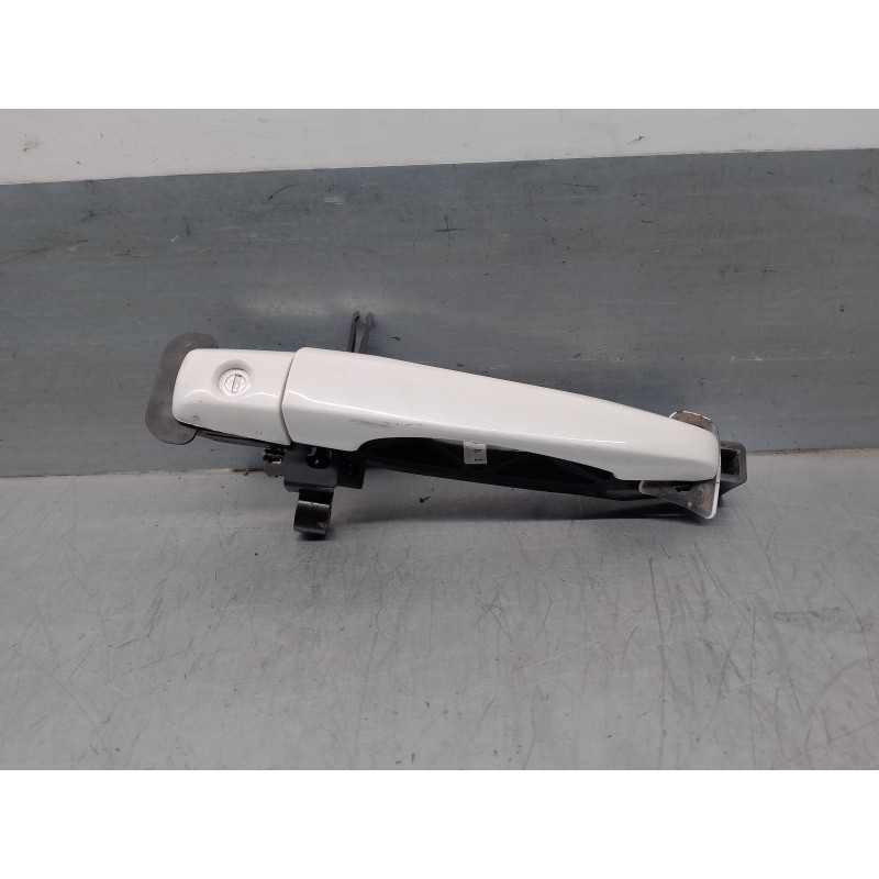 Recambio de maneta exterior delantera izquierda para cadillac srx 3.6 referencia OEM IAM 19121214  5 PUERTAS