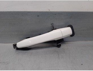 Recambio de maneta exterior delantera derecha para cadillac srx 3.6 referencia OEM IAM 19121213 5 PUERTAS