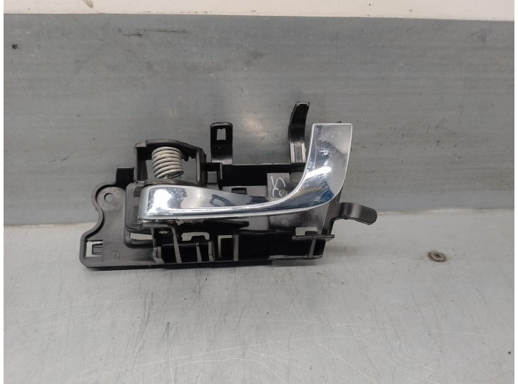 Recambio de maneta interior trasera izquierda para cadillac srx 3.6 referencia OEM IAM 25707889  5 PUERTAS