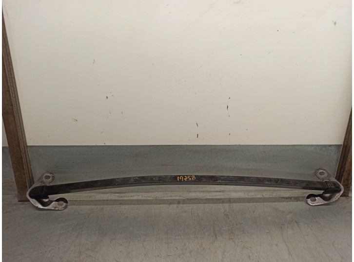 Recambio de refuerzo paragolpes delantero para cadillac srx 3.6 referencia OEM IAM 25747355  