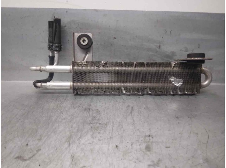 Recambio de radiador aceite para cadillac srx 3.6 referencia OEM IAM 15236156 15236156 
