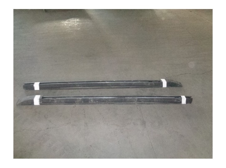 Recambio de portaequipajes para jeep commander 3.0 crd cat referencia OEM IAM 55156985AF 55156984AF 