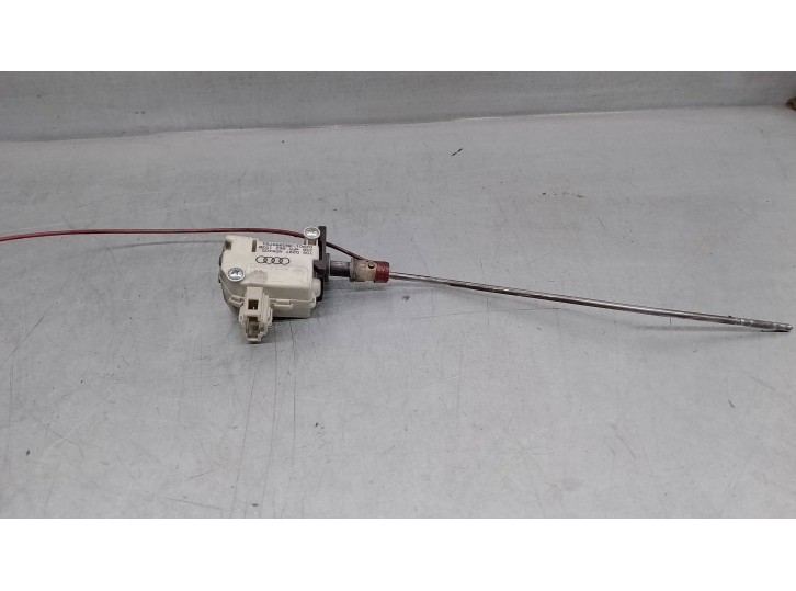 Recambio de motor tapa deposito combustible para audi a6 c6 (4f2) 3.0 tdi quattro referencia OEM IAM 4F0862153B 