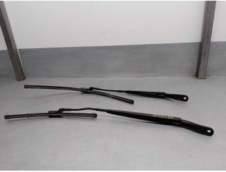 Recambio de brazo limpia delantero derecho para ds ds 3 / ds 3 crossback (ur_, uc_, uj_) 1.2 puretech 130 referencia OEM IAM 982