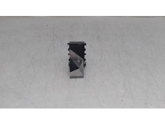 Recambio de mando elevalunas trasero izquierdo para ds ds 3 / ds 3 crossback (ur_, uc_, uj_) 1.2 puretech 130 referencia OEM IAM