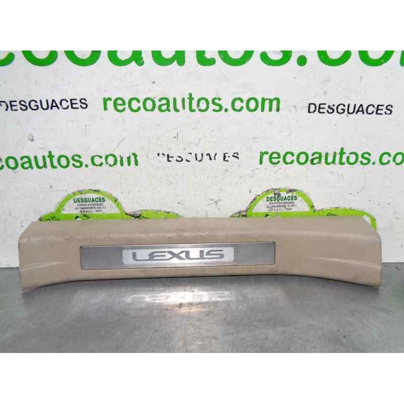 Recambio de molduras traseras para lexus rx 300(mcu35) 3.0 v6 cat referencia OEM IAM 6794048020 6794048010 