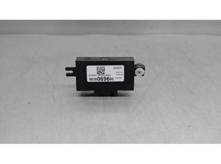 Recambio de modulo electronico para ds ds 3 / ds 3 crossback (ur_, uc_, uj_) 1.2 puretech 130 referencia OEM IAM 9838069680 BIT