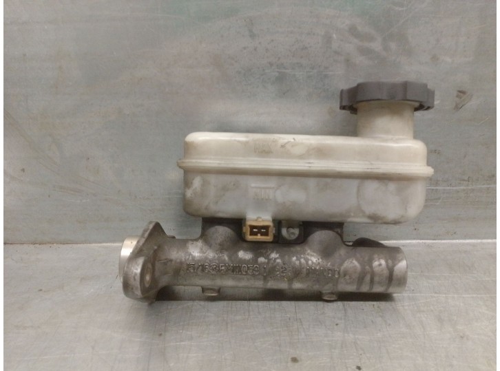 Recambio de bomba freno para hyundai matrix (fc) 1.6 referencia OEM IAM 5851017300 5851017300 MANDO BM1110591