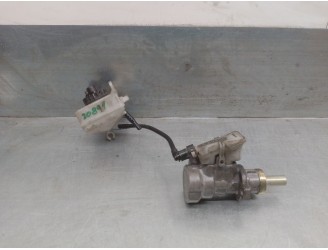 Recambio de bomba freno para ford focus i sedán (dfw) 1.8 turbo di / tddi referencia OEM IAM 98AB2C217AC 1134816 BOSCH