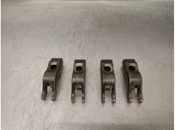 Recambio de soporte pinza inyector para opel astra j lim. 1.7 16v cdti referencia OEM IAM 821797 821797 