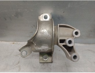 Replacement engine mount for Ford Ka (RU8) 1.2 OEM IAM reference 9S516F012AA 9S516F012AA 