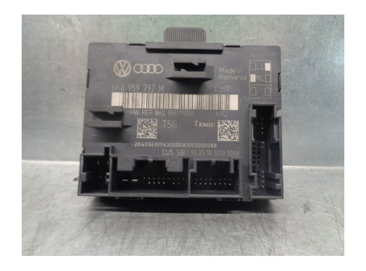 Replacement central locking control unit for Audi Q5 (8R) 2.0 TDI (125kW) OEM IAM reference 8K0959792M 