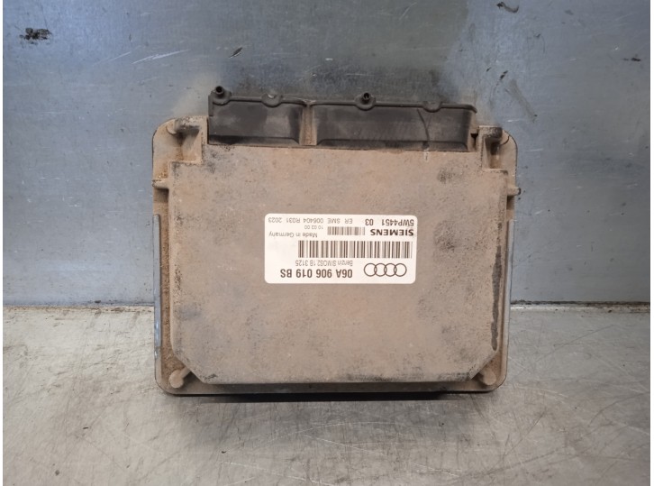 Recambio de centralita motor uce para audi a3 (8l) 1.6 referencia OEM IAM 06A906019BS 5WP445103 SIEMENS