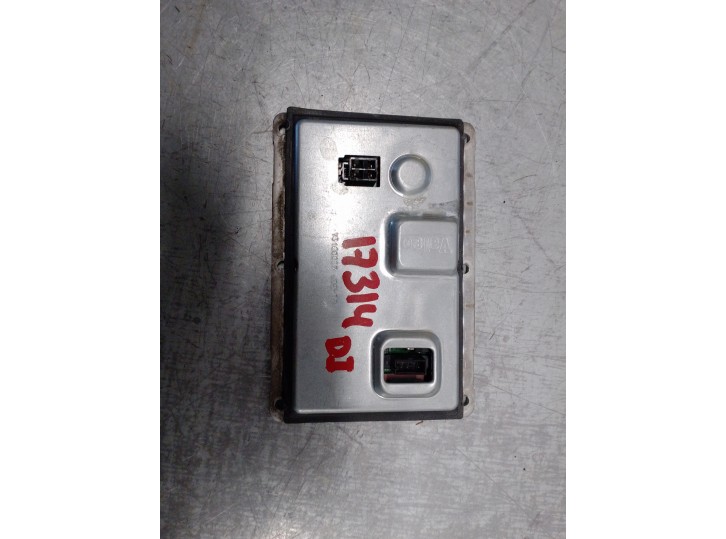 Recambio de centralita faros xenon para bmw serie 1 berlina (e81/e87) 2.0 16v diesel referencia OEM IAM 89035113 VALEO