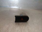 Replacement hazard warning switch for Daewoo Lanos Sedan (KLAT) 1.3 OEM IAM reference 96231858 96231858 