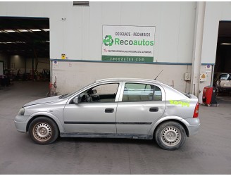 opel astra g hatchback (t98) del año 2000