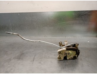 Recambio de cerradura puerta delantera izquierda para ssangyong musso 2.9 turbodiesel cat referencia OEM IAM 7120105003 71201050