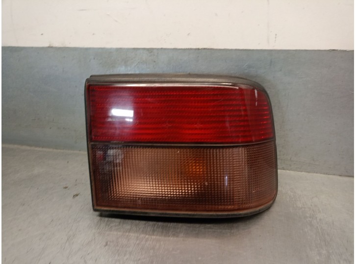 Recambio de piloto trasero derecho para renault 21 (b48_) 2.0 (b48r/y) referencia OEM IAM 7701034263 7701034263 