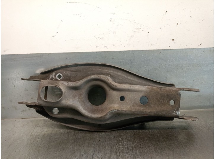 Replacement rear lower left suspension arm for BMW 3 (E90) 320 D OEM IAM reference 33326772899 33326772899 