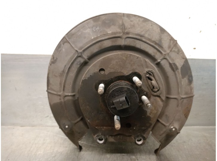 Replacement rear left stub axle for Saab 9-5 (YS3E) 2.2 TID OEM IAM reference D223L 