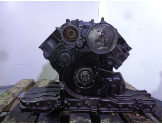 Recambio de bloque para audi a6 berlina (4f2) 3.0 v6 24v tdi referencia OEM IAM BMK 037649 059103021AD