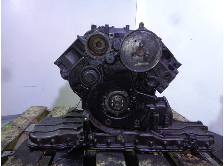 Replacement engine block for Audi A6 Saloon (4F2) 3.0 V6 24V TDI OEM IAM reference BMK 037649 059103021AD