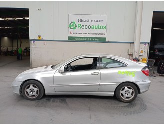 mercedes-benz clase c coupé (cl203) del año 2005